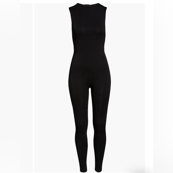 Naked wardrobe SLEEVELESS SCULPT JUMPSUIT - Picture 2 of 6